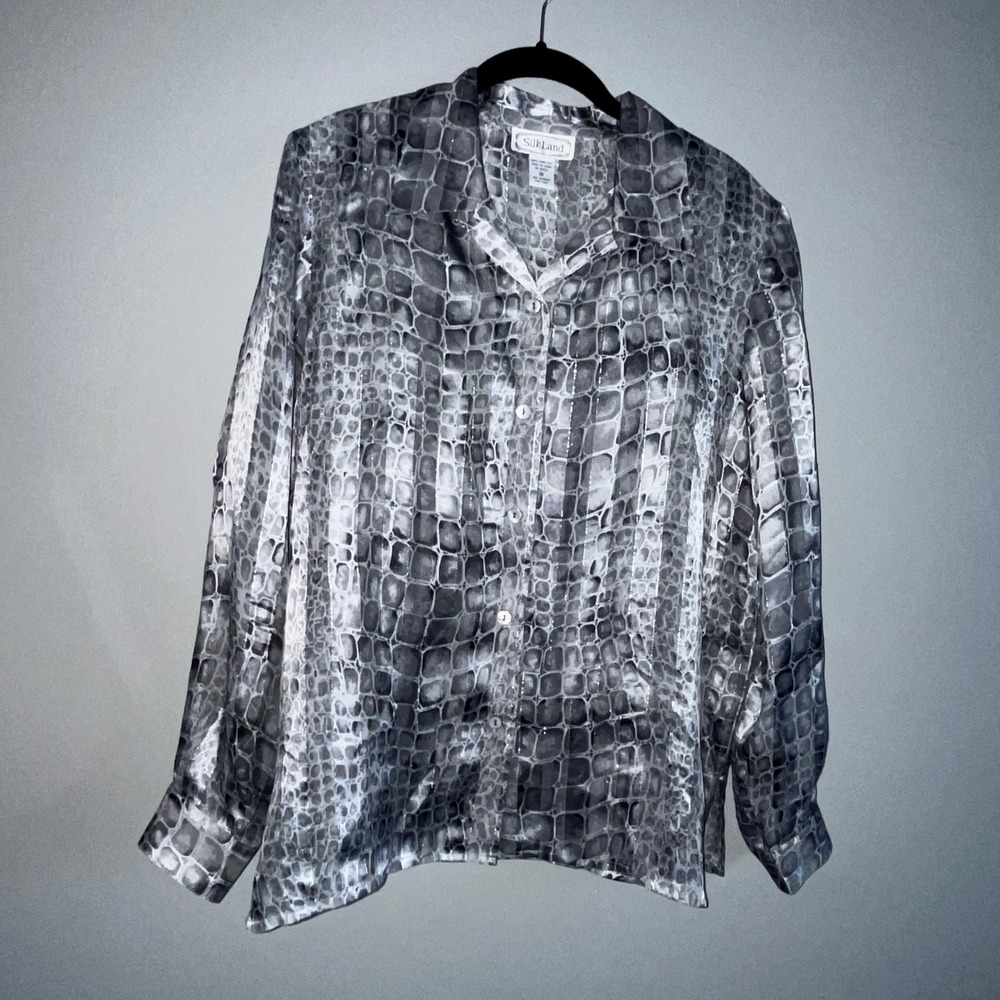 SilkLand‎ Womens Silk Button Up Blouse Medium Gray Animal Print Office Career